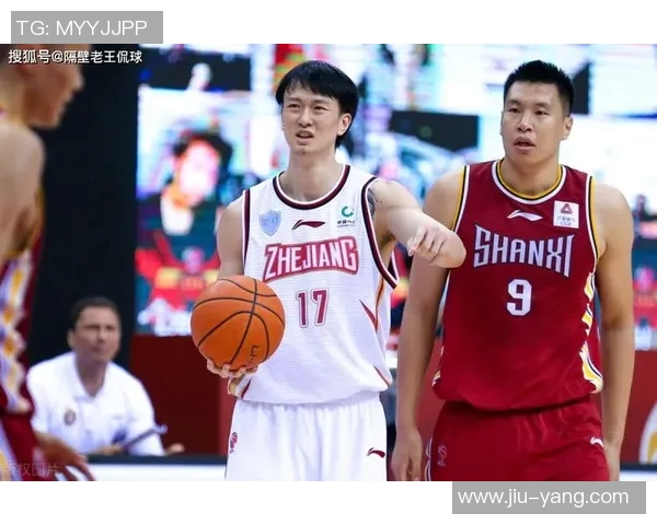 恒大与东方激烈对骂引发球迷热议双方言辞犀利谁能赢得舆论战